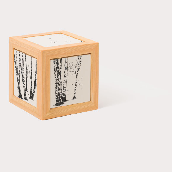 arca - Kleine Memory-Box aus Holz in Lärche mit Motiv „Birken“