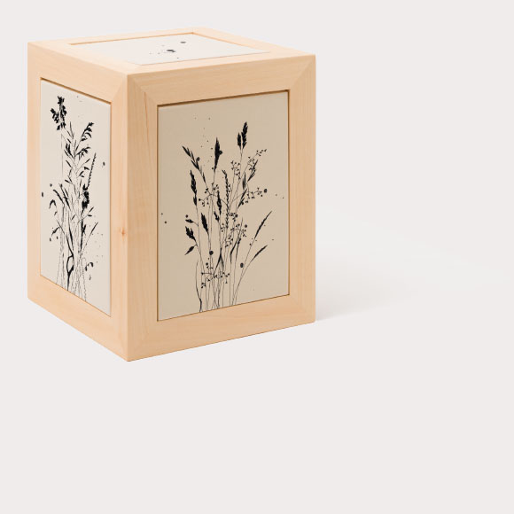 arca - Memory-Box in lime wood with “grass” motif fired onto ceramic plate