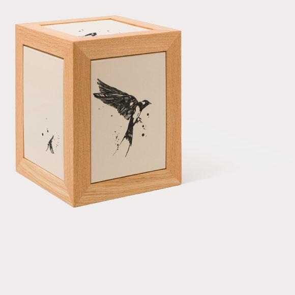 arca - Memory-Box in oak wood with “swallows” motif